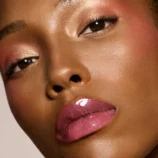 FB_FALL24_T2BEAUTY_COREREFRESH_GLOSSBOMB-ORIGINAL_RIRI_LAINER_1200X1500_72DPI