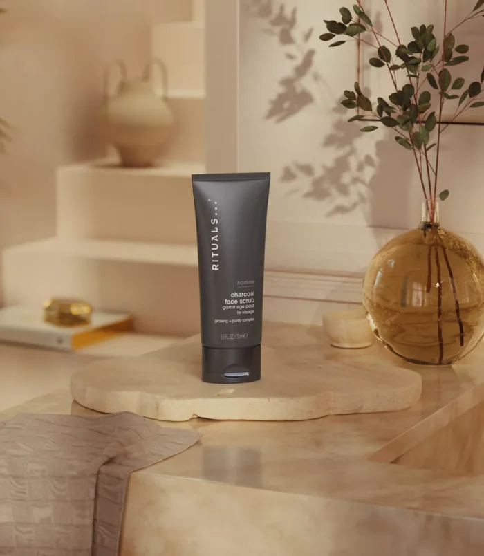 1116417-ho24001-homme-cleanser-70ml_4-by-3