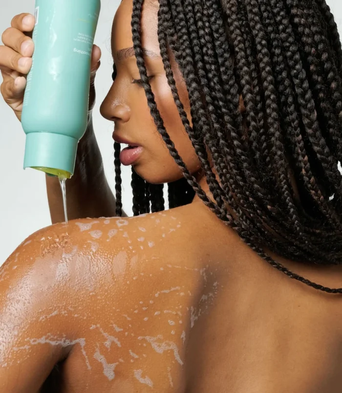 2025.11_USRx_eComm_Even-Tone-Smoothing-Body-Wash_PDP-Lifestyle