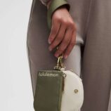 lululemon-dual-pouch-wristlet-bay-leaf-light-ivory-072071-553134